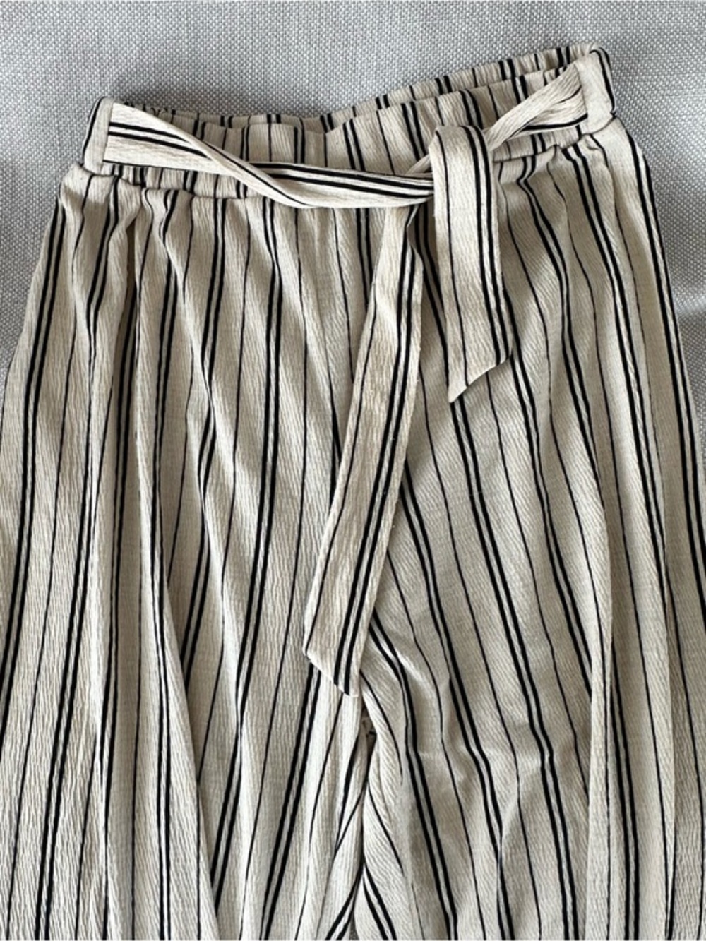 H&M Kids Striped Wide Leg Tie Waist Pants | Size 8-10Y